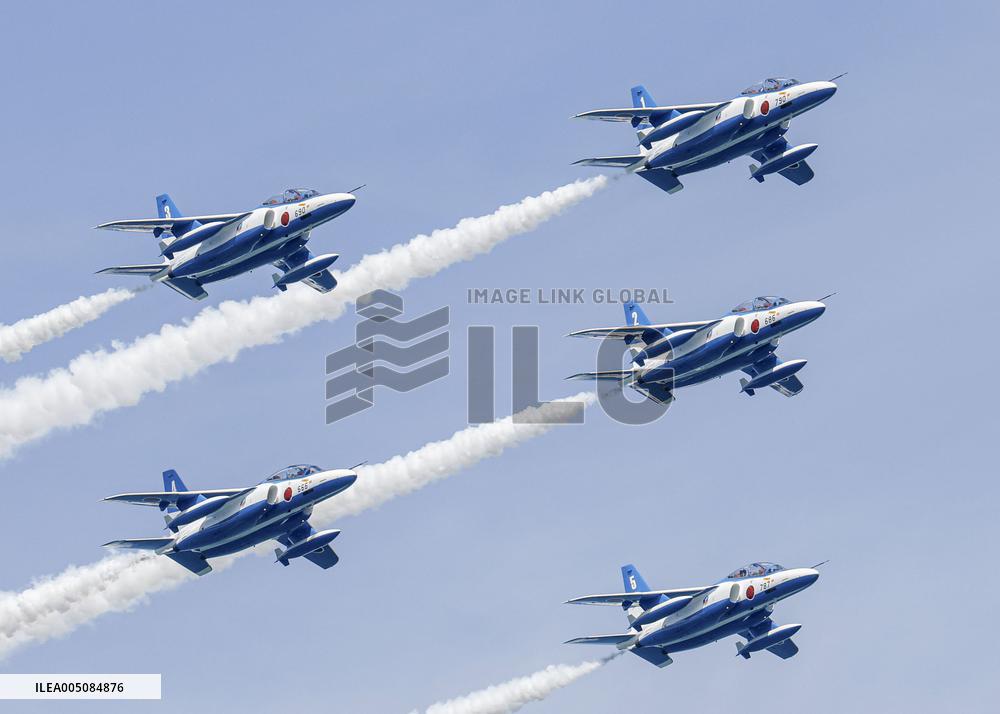 Blue Impulse aerobatic team flies over quake-hit Wajima