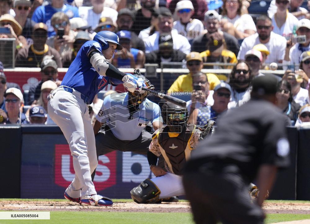Baseball: Dodgers vs. Padres