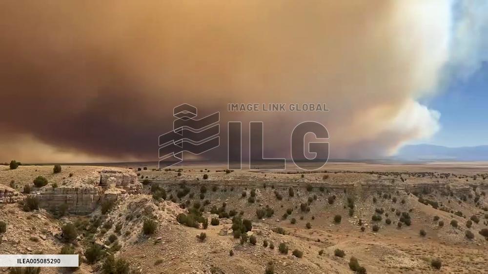 US: Aspen Acres Fire Rages in Colorado, Prompting Mandatory Evacuations 2
