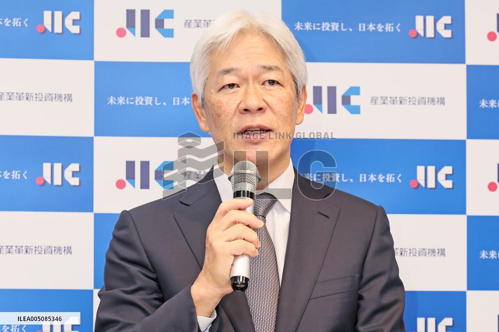 Industrial Innovation Investment Corporation: Regular Press Conference (Press Conference on the Change of President)