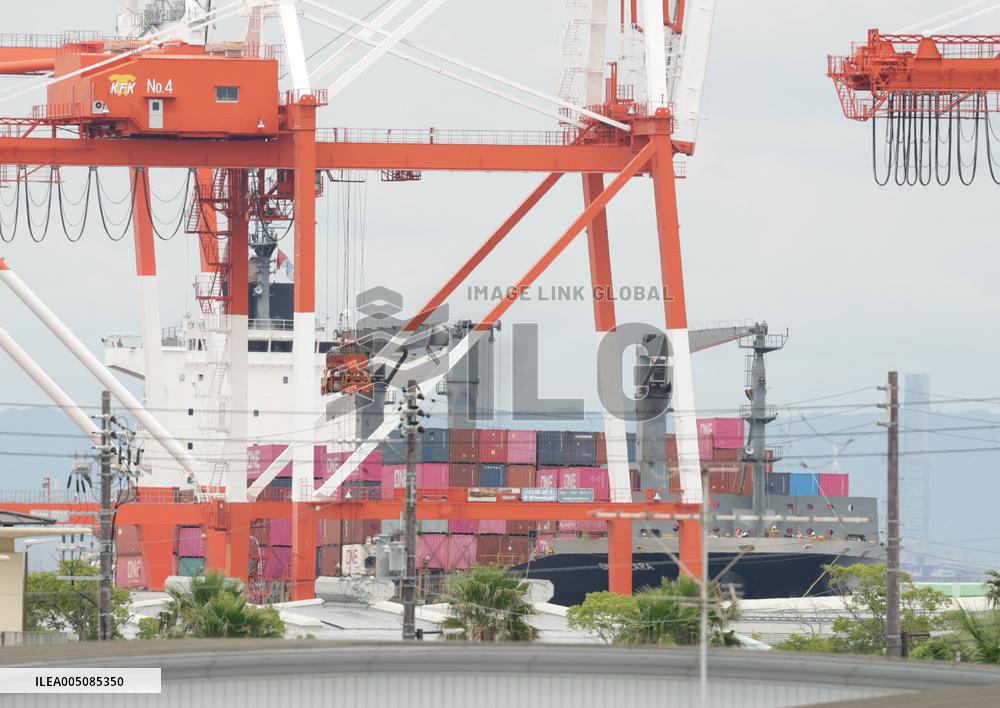 Images of the Port