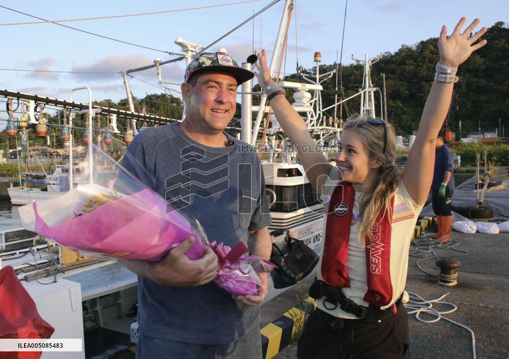 American swims across Japan strait