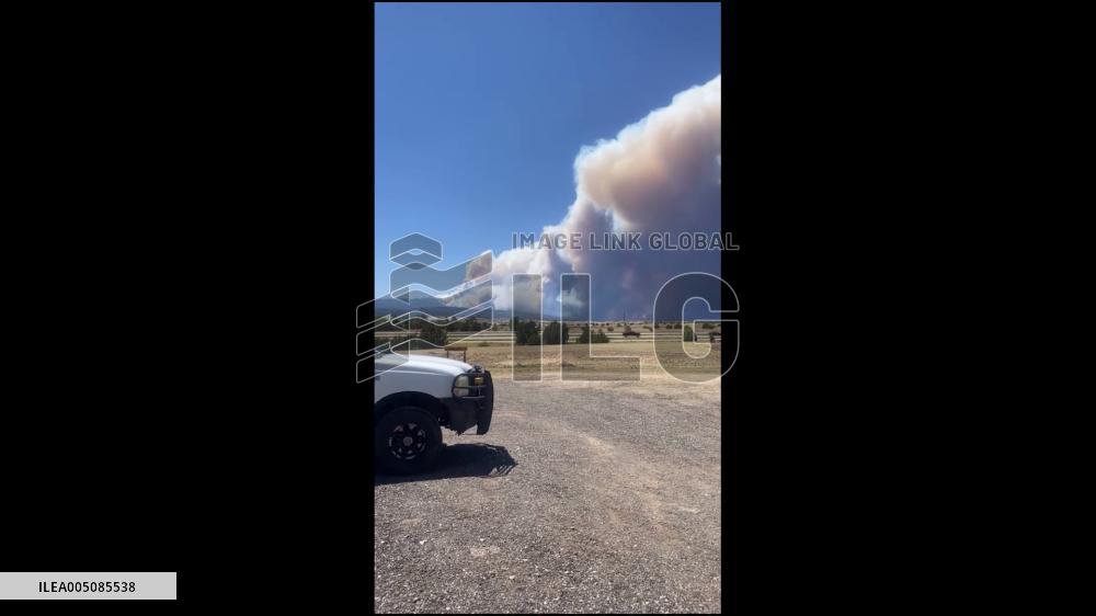 US: Over 150 Structures Destroyed as Aspen Acres Fire Rages Across Southern Colorado