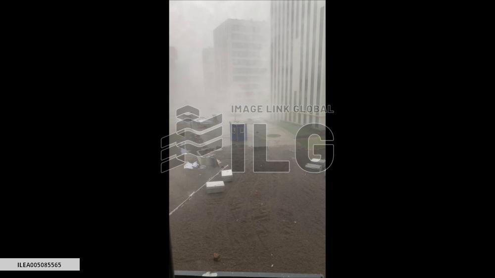 Ukraine: Powerful Storm Batters Lviv, Downing Trees and Flooding Streets