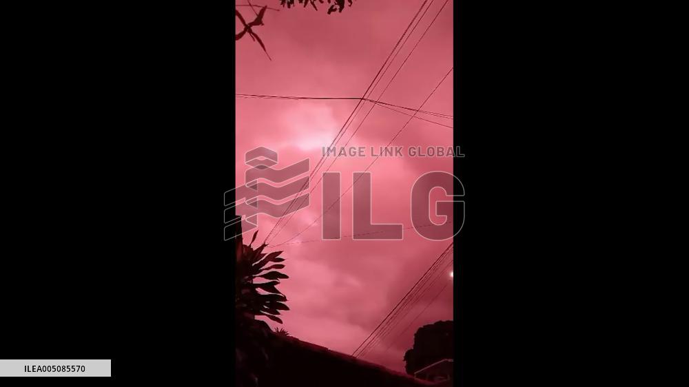 Venezuela: Skies Over Caracas Turn Red at Sunset Days After Deadly Earthquakes