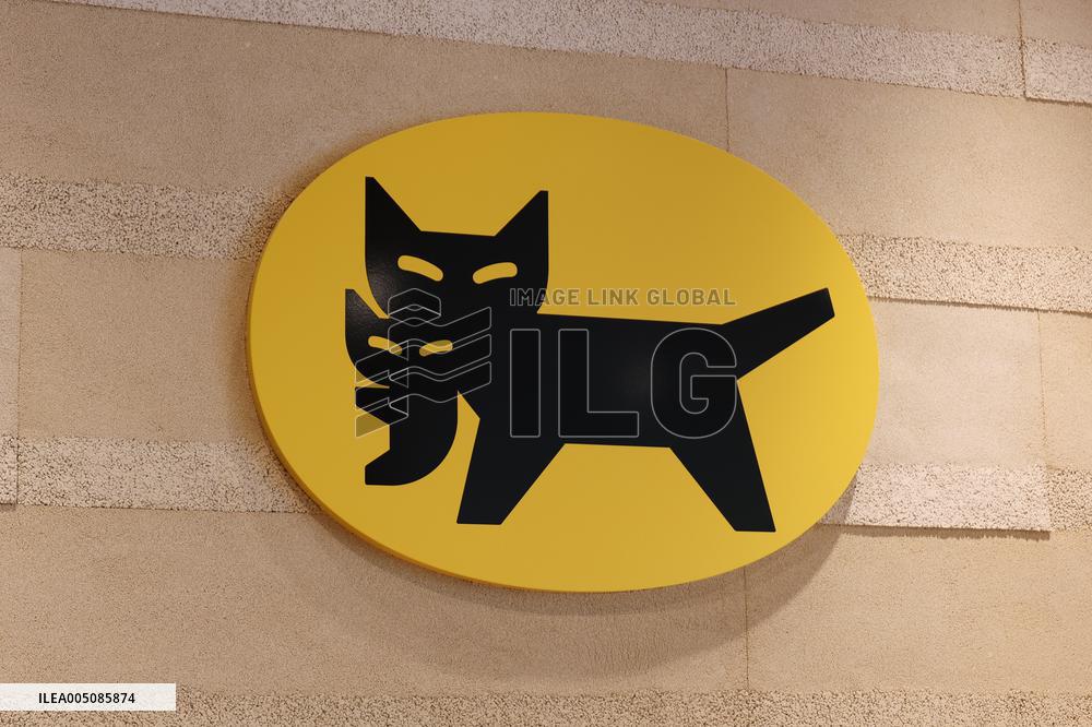 Yamato Holdings Sign and Logo