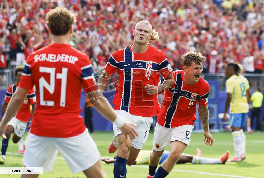 Football: 2026 World Cup
