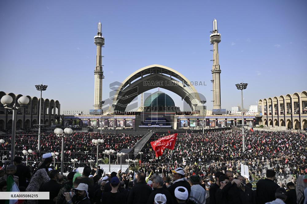 Funeral for Iran's ex-leader Khamenei