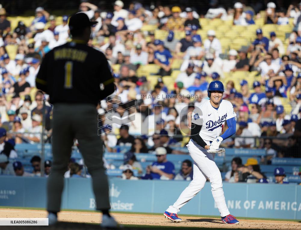 Baseball: Padres vs. Dodgers