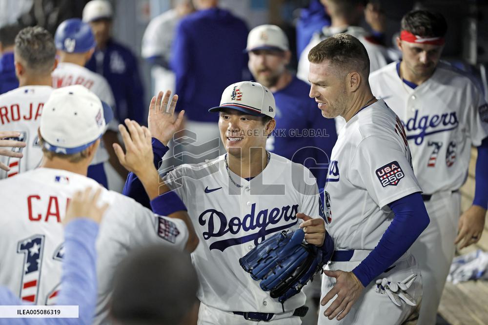 Baseball: Padres vs. Dodgers
