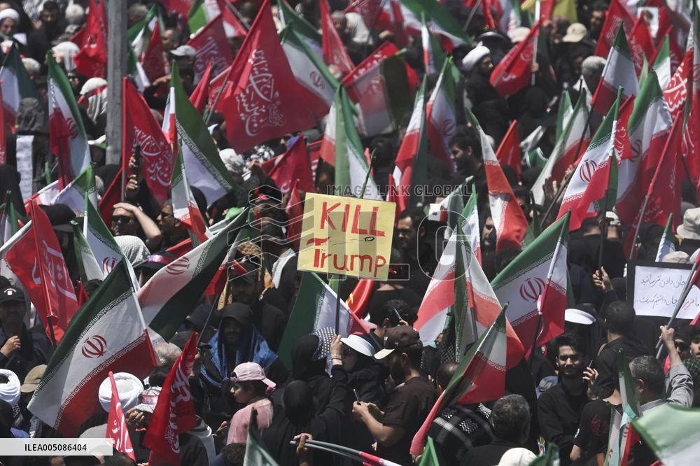 Funeral for Iran's ex-leader Khamenei
