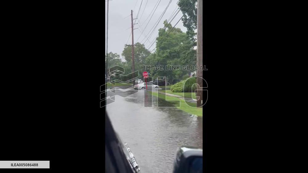 US: Heavy Rains Cause Flash Flooding in Parts of NYC and Long Island