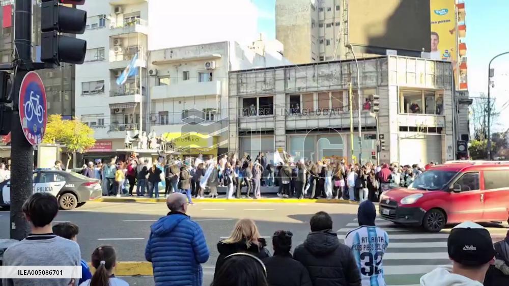 World Cup 2026 – Argentina: Supporters Celebrate After Reaching Quarterfinals