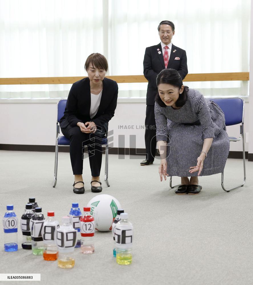 Crown Princess Kiko visits high school in western Japan