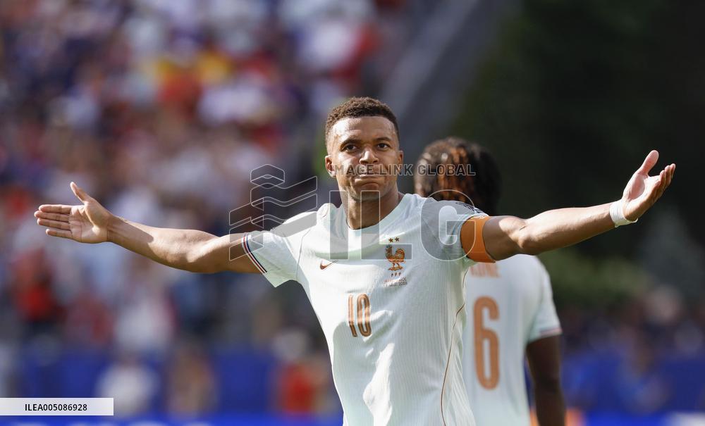 Football: 2026 World Cup