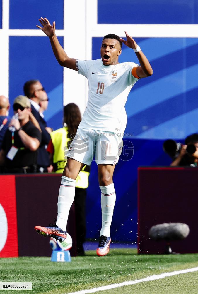 Football: 2026 World Cup