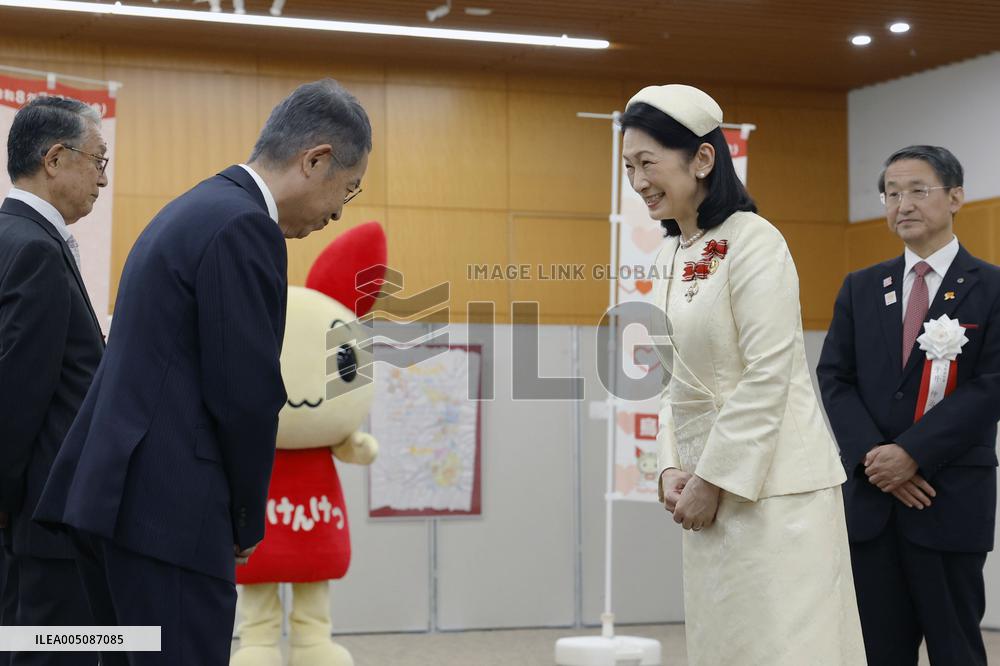 Crown Princess Kiko attends blood donation event