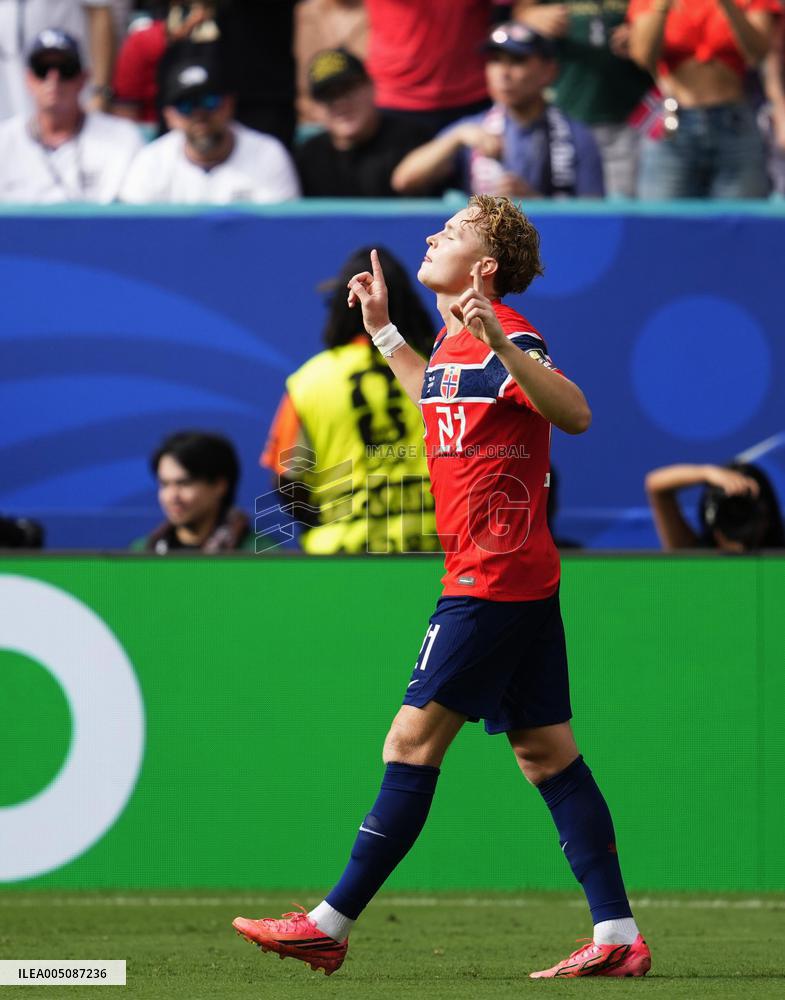 Football: 2026 World Cup