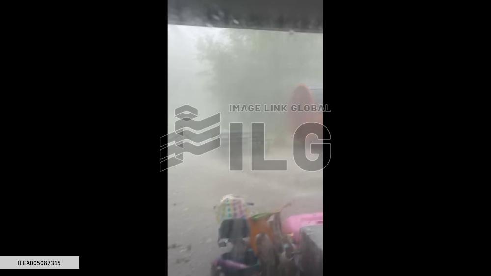 Canada: Hail, Strong Winds Hit Edmonton 2
