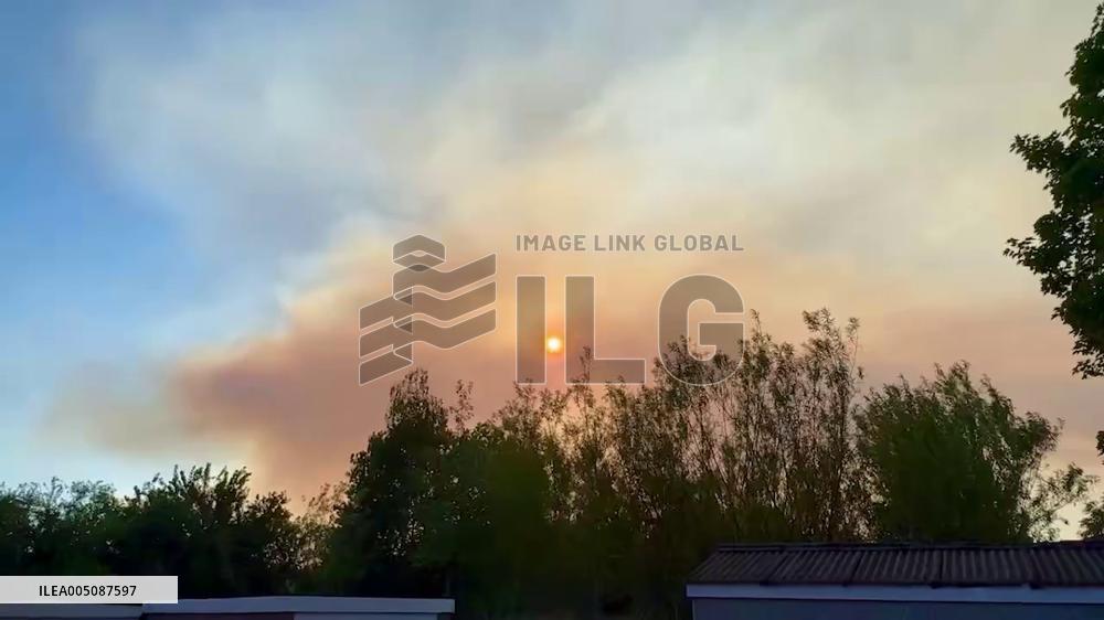 UK: Smoke From Dovestone Reservoir Fire Spreads Through Greater Manchester