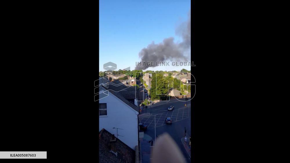UK: Fire Tears Through Walthamstow, Leaving One House Destroyed