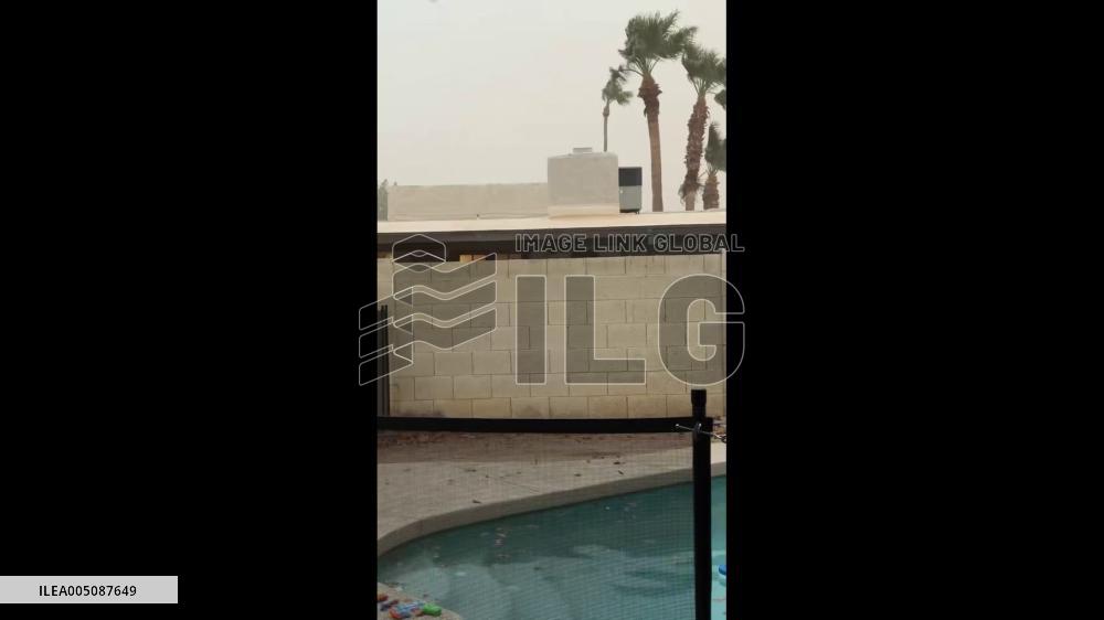 US: Monsoon Storms Bring Another Wall of Dust to Phoenix Metro 2