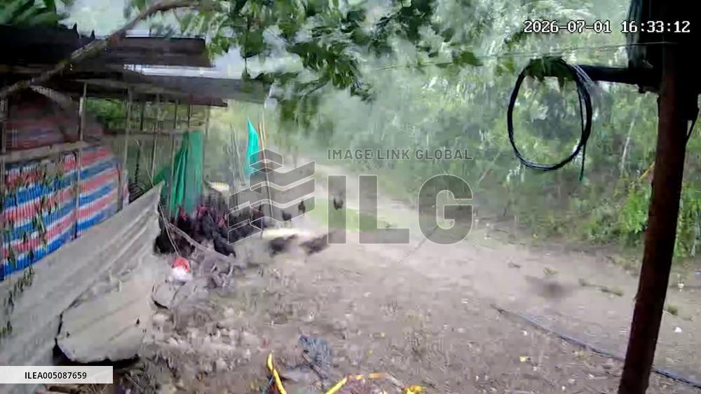 China: Strong Winds Tear Metal Roof Off Chicken Farm in Chongqing