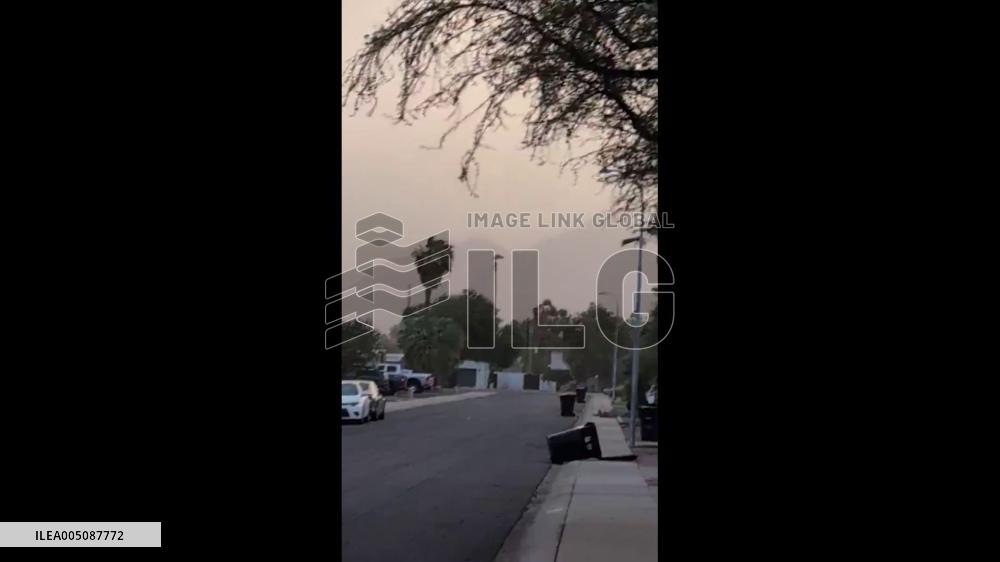 US: Monsoon Storms Bring Another Wall of Dust to Phoenix Metro 4