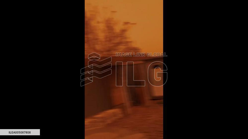 US: Dust Storm Sweeps Through Phoenix Metro, Causing Power Outages and Flight Delays 4