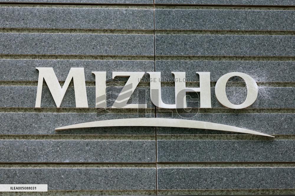 Mizuho Bank Sign and Logo