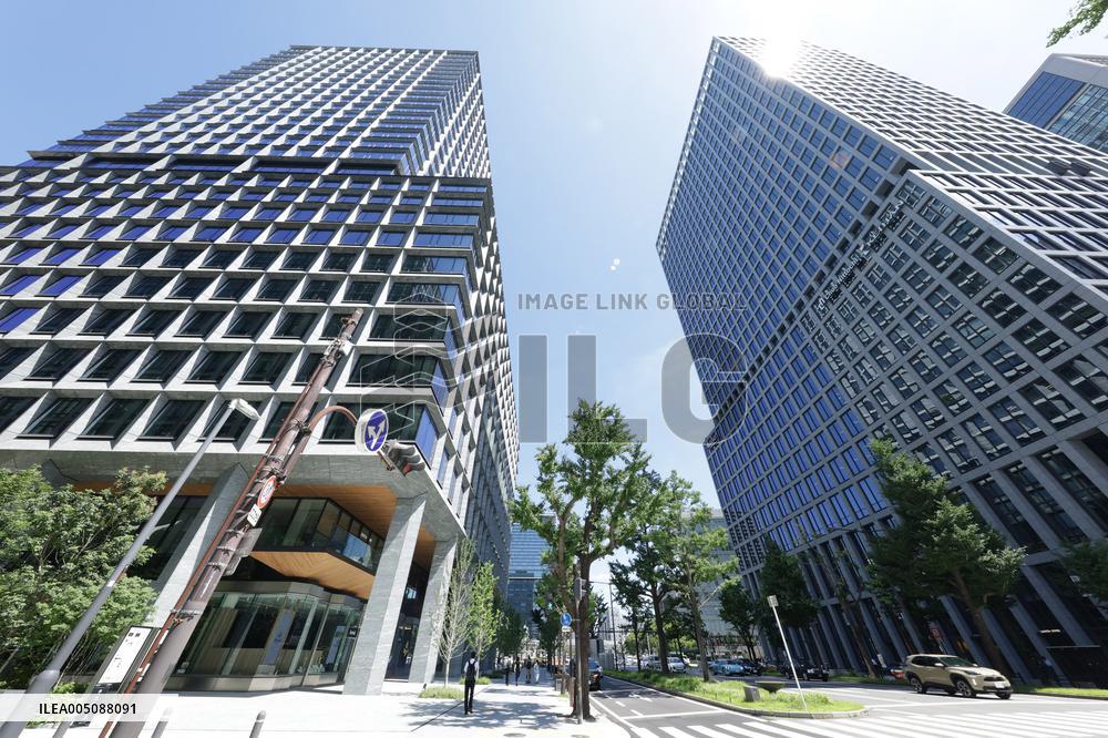 Yodoyabashi Gate Tower, which had its grand opening on July 9