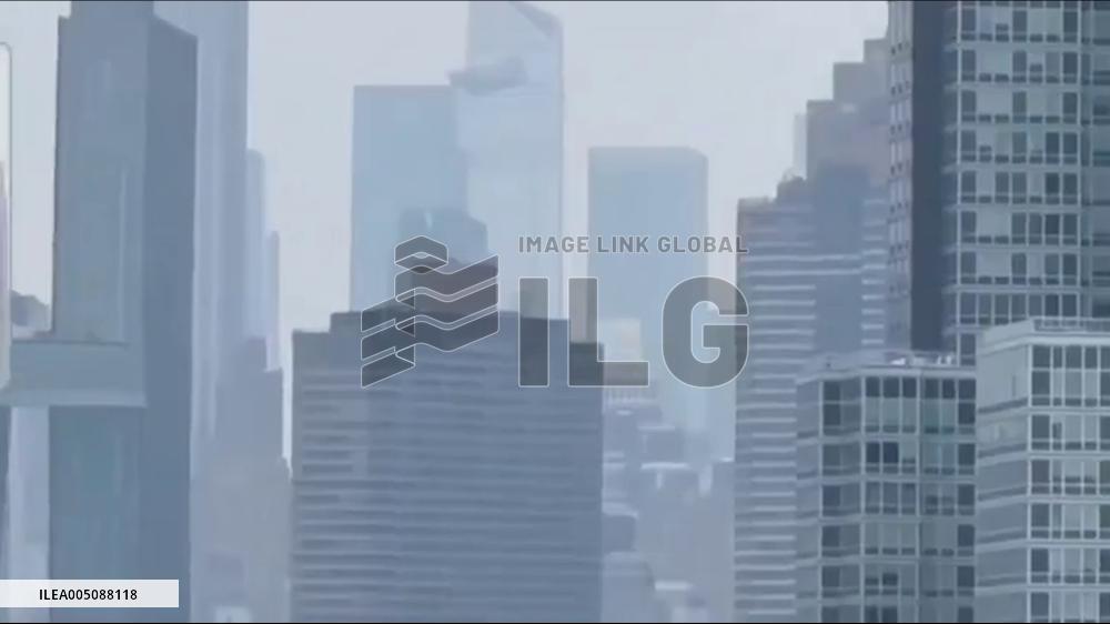 US: Haze From Canadian Wildfires Blankets New York, Northeast 2