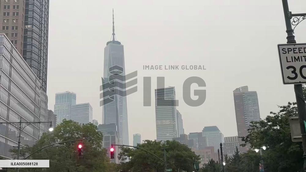 US: Haze From Canadian Wildfires Blankets New York, Northeast 4