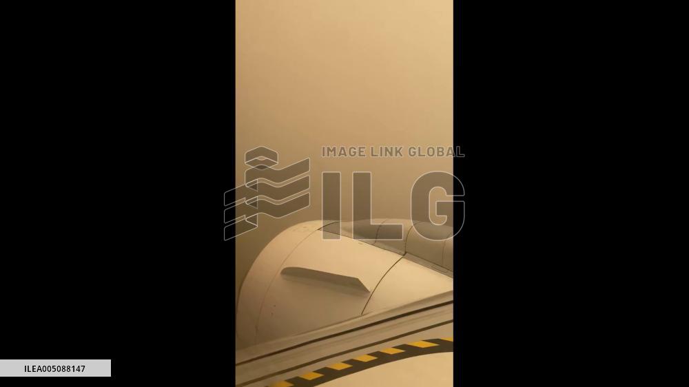 Canada: Aerial Footage Shows Toronto Skyline Shrouded in Wildfire Smoke