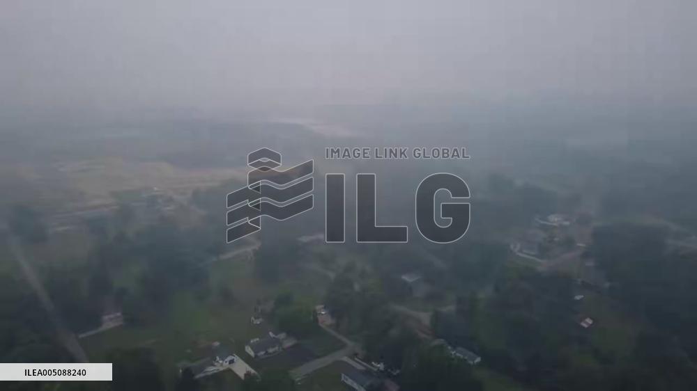 US: Canadian Wildfire Smoke Blankets Midwest, Triggers Air Quality Warning 4