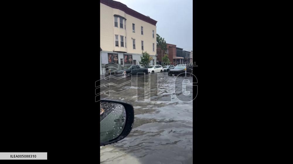 US: Torrential Rain Batters New York City, Triggers Flash Floods