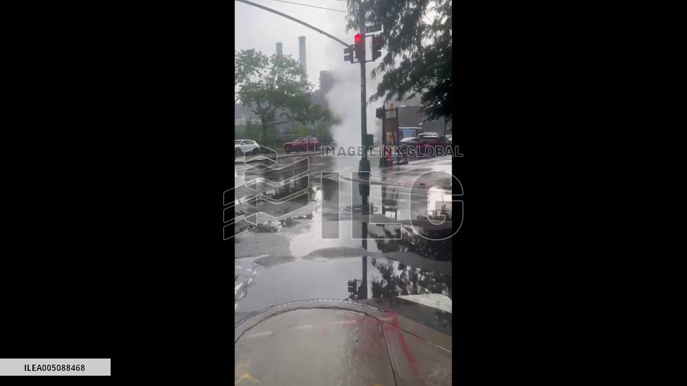 US: Torrential Rain Batters New York City, Triggers Flash Floods 3