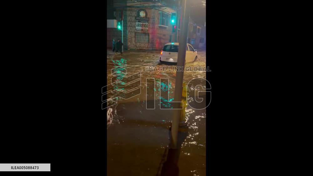 Chile: Storm Floods Roadways in Atacama Region