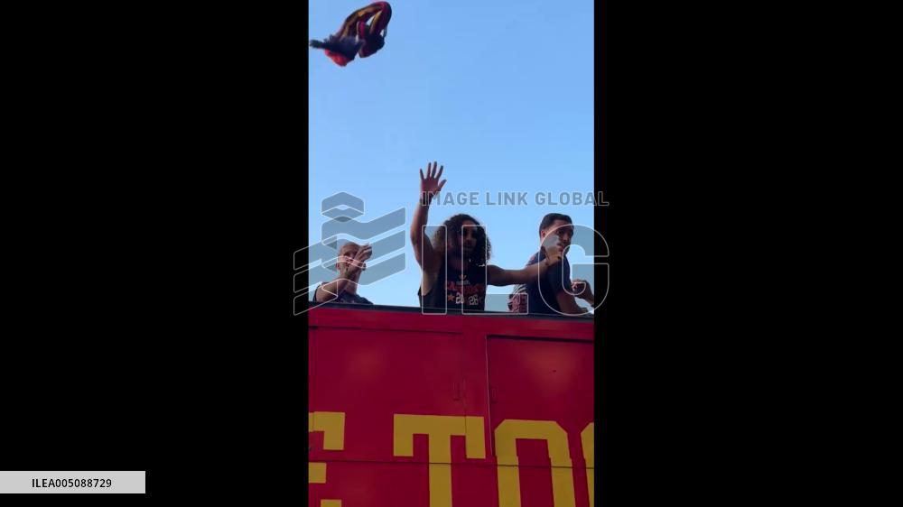 Spain: Nearly Two Million Gather in Madrid for World Cup Victory Parade 3