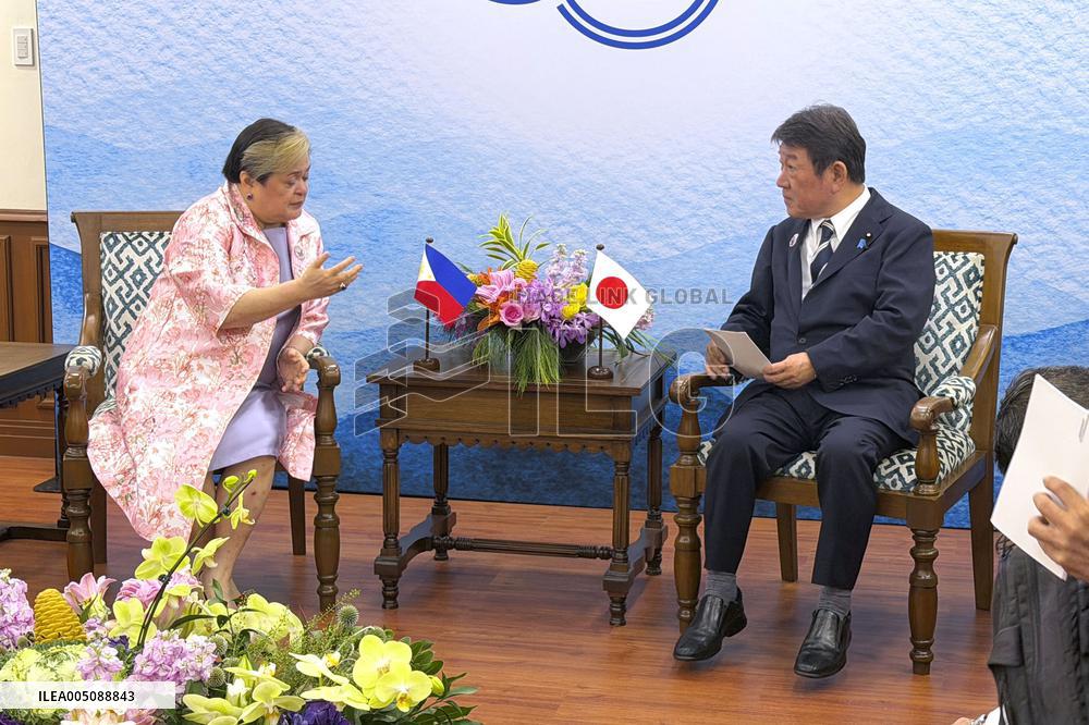Japan-Philippines talks