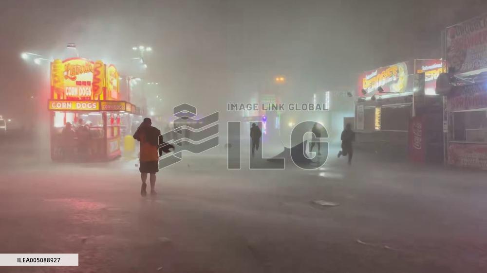 Canada: Severe Thunderstorm Brings Strong Winds, Heavy Rain to Edmonton 3