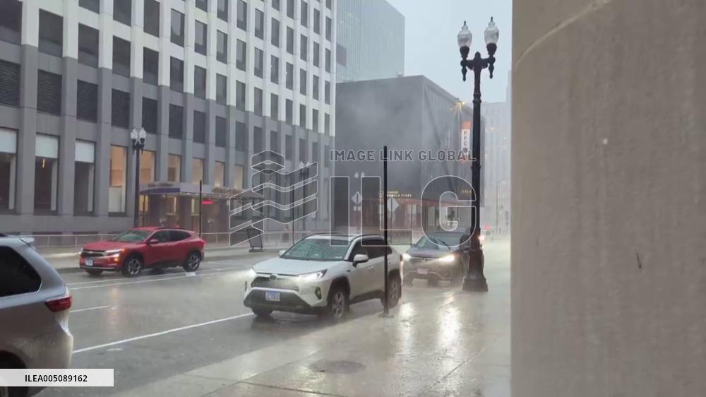 US: Severe Storms Batter Chicago Area With Flooding, Damage, and Power Outages 2