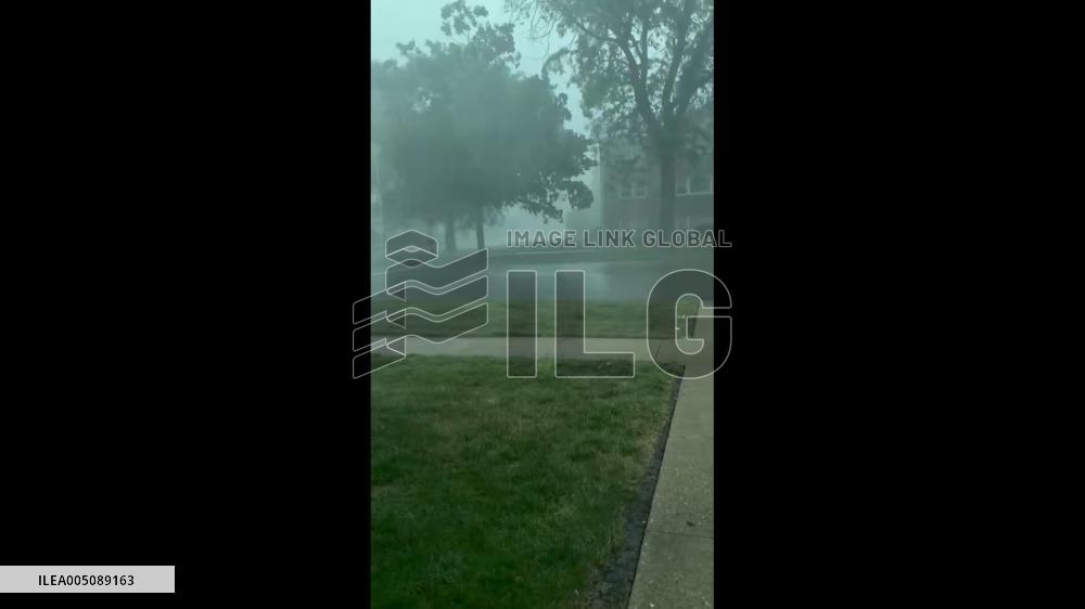 US: Tornado Siren Blares Amid Severe Storms in Chicago Region