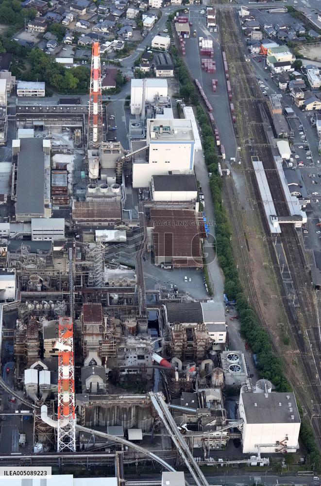 Strong quake jolts southwestern Japan