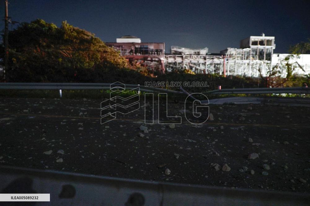 Strong quake jolts southwestern Japan