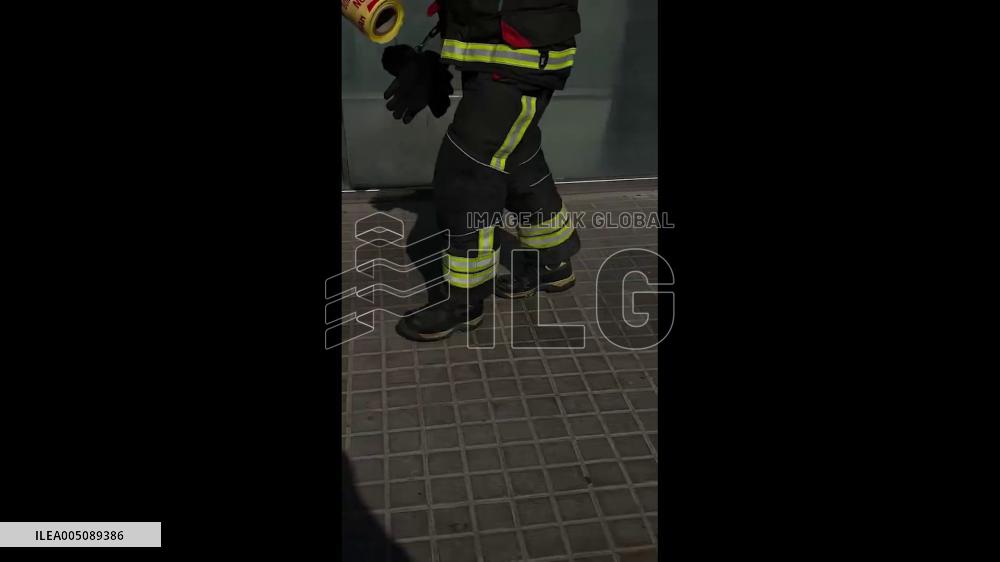 Spain: Passengers Evacuate Station as Fire Breaks Out on Barcelona Metro