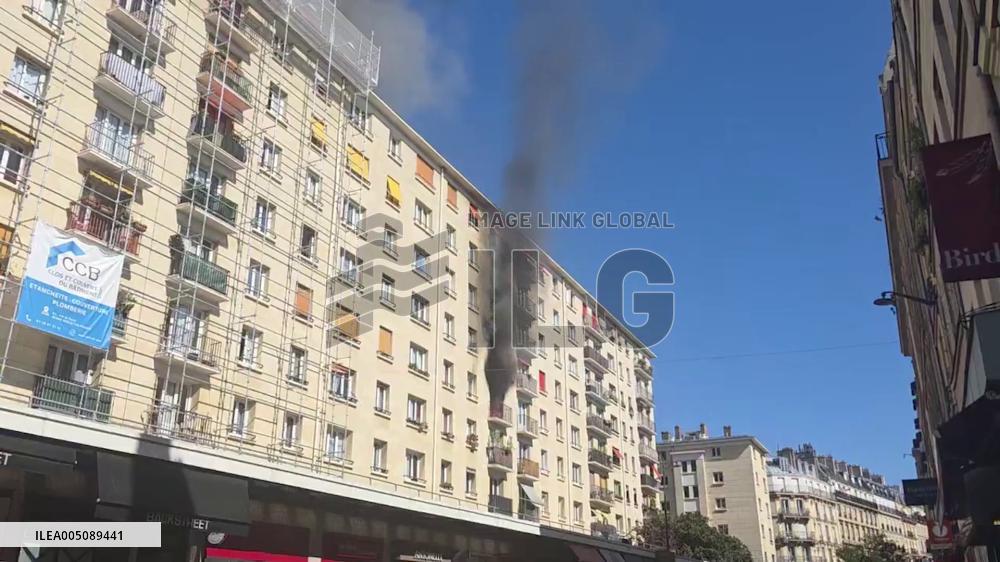 France: Fire in Paris Apartment Building Kills One, Sends Smoke Over 6th Arrondissement