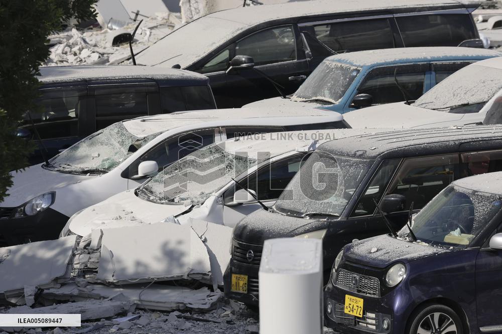 Aftermath of Aeon mall explosion following Kumamoto quake