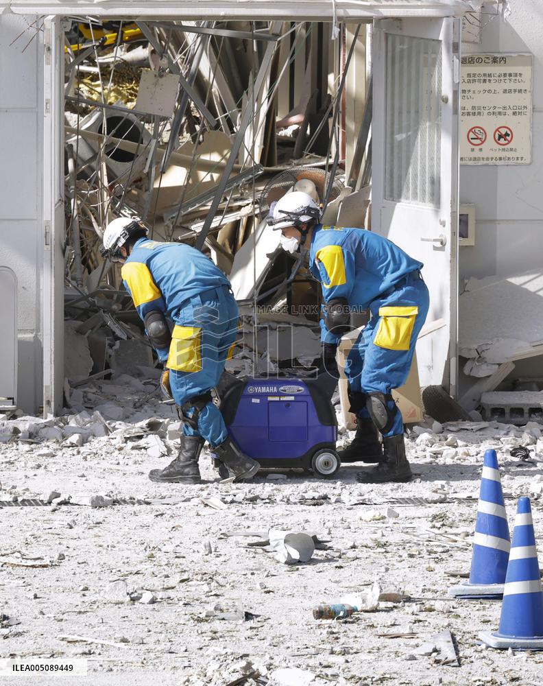 Aftermath of Aeon mall explosion following Kumamoto quake