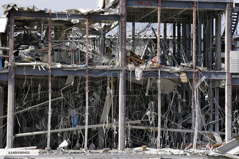 Aftermath of Aeon mall explosion following Kumamoto quake